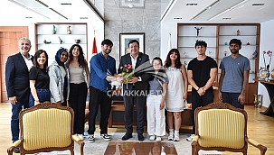 BAŞKAN ERKEK, MİSAFİRLERİ İLE MAKAMINDA BİR ARAYA GELDİ