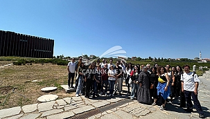 ÇALIŞTAY KATILIMCILARI KENT GEZİSİ GERÇEKLEŞTİRDİ