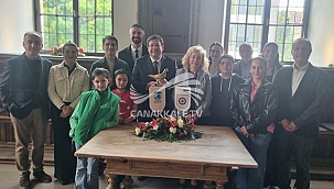 ÇANAKKALE HEYETİ, KARDEŞ KENT OSNABRÜCK'TE MAYIS HAFTASI ETKİNLİKLERİNE KATILDI