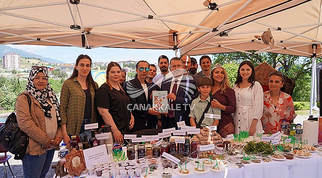 "ÇANAKKALE SOFRASI" KARABÜK ÜNİVERSİTESİ'NDE TANITILDI 