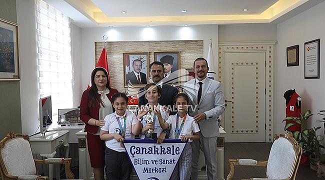 DERECEYE GİREN ÖĞRENCİLER VALİ AKTAŞ'I ZİYARET ETTİ