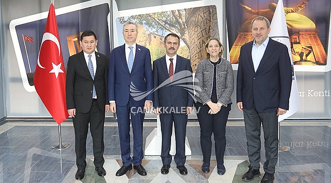 KAZAKİSTAN'IN ANKARA BÜYÜKELÇİSİ VALİ AKTAŞ'I ZİYARET ETTİ