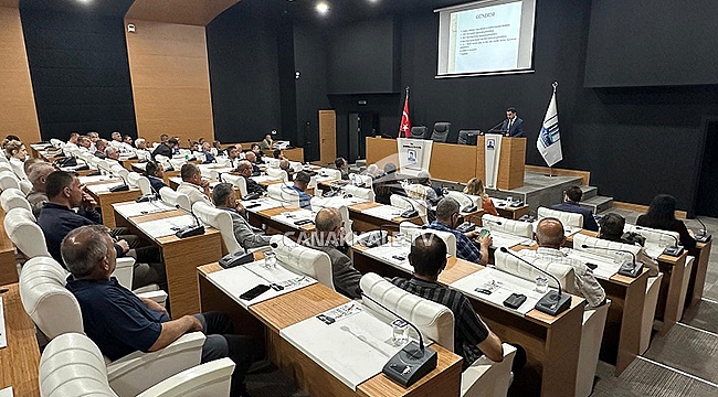 VALİ AKTAŞ MUHTARLARLA BİR ARAYA GELDİ