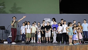 BAYRAMİÇ ÇOCUK ORKESTRASI'NDAN MUHTEŞEM KONSER