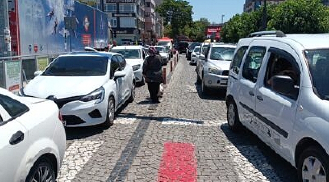 TATİLCİLER DÖNÜŞ YOLUNDA