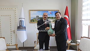 BAŞKAN ERKEK'TEN VALİ TORAMAN'A ZİYARET