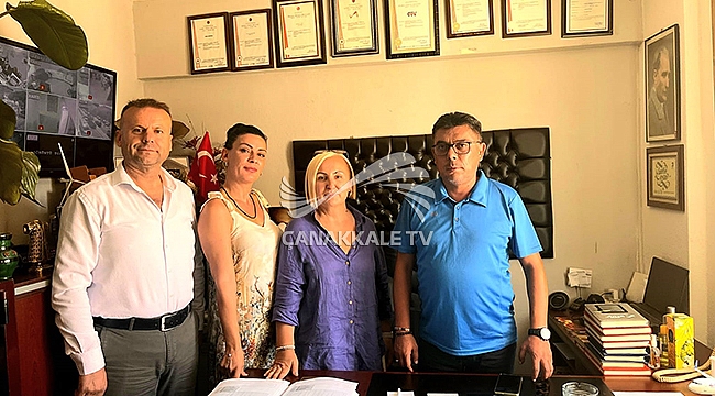 "KALEMİNİZİN GÜCÜ VE ÖZGÜRLÜĞÜNÜZ DAİM OLSUN"