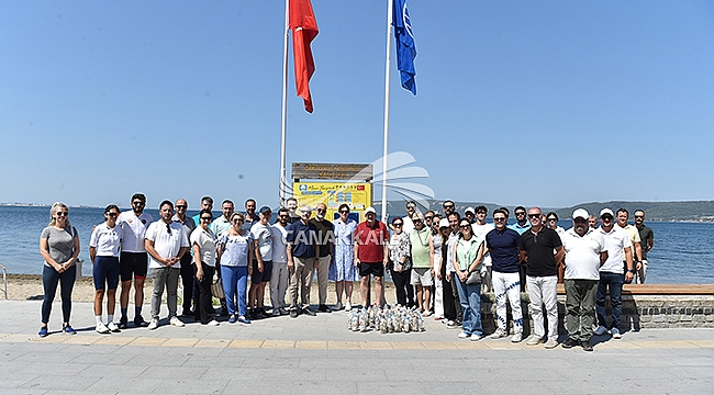 YENİ KORDON BARIŞ PLAJI'NDA SAHİL TEMİZLİĞİ GERÇEKLEŞTİ