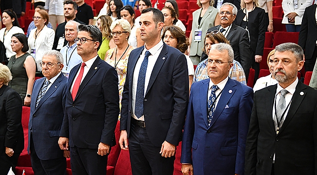 BAŞKAN YARDIMCISI EROĞLU ULUSLARARASI MUHASEBE KONFERANSI'NA KATILDI