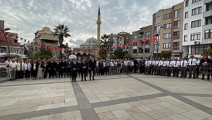 BİGA'NIN KURTULUŞU'NUN 102.YIL DÖNÜMÜ TÖREN İLE KUTLANDI