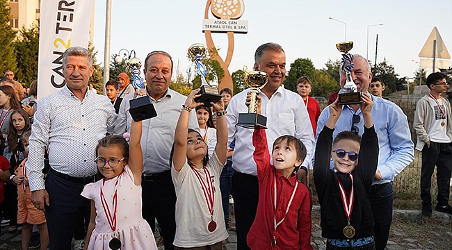 ÇAN'IN KURTULUŞU ÖZEL SATRANÇ TURNUVASI BÜYÜK BİR BAŞARI İLE TAMAMLANDI