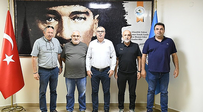 ÇANAKKALESPOR YÖNETİMİNDEN BAŞKAN ARSLAN'A ZİYARET
