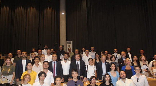 GENÇLERİN SESİ MECLİSTE YANKI YARATTI