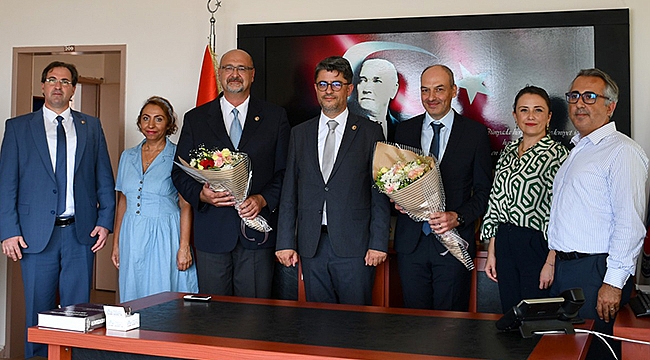 MÜHENDİSLİK FAKÜLTESİ DEKANLIK DEVİR TESLİM TÖRENİ GERÇEKLEŞTİRİLDİ