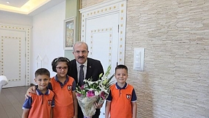 VALİ TORAMAN'DAN ÖĞRENCİLERE YENİ EĞİTİM YILI İÇİN BAŞARI DİLEĞİ