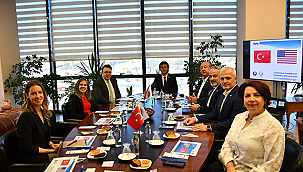 ABD İSTANBUL BAŞKONSOLOSU JULİE A. EADEH ÇTSO YÖNETİM KURULU'NU ZİYARET ETTİ