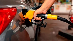 AKARYAKITA BİR GÜN ARAYLA İKİ ZAM!