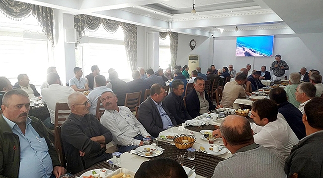 BAŞKAN ERTUĞRUL BAYRAMİÇ'TE MUHTARLA BULUŞTU