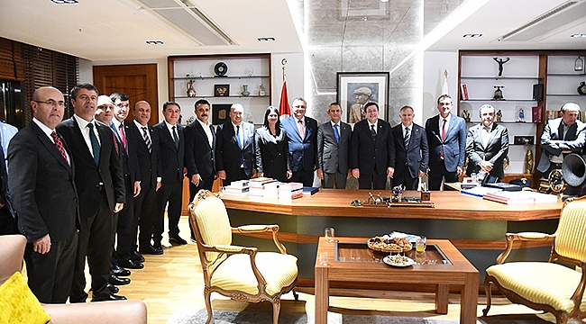 ÇANAKKALE BELEDİYESİ, BELEDİYE BAŞKANLARINI AĞIRLIYOR