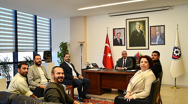 ÇANAKKALE KENT KONSEYİNDEN BAŞKAN SEMİZOĞLU'NA ZİYARET