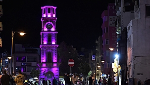 FARKINDALIK İÇİN PEMBE IŞIK