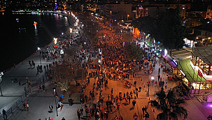 YAŞASIN CUMHURİYET!