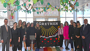 ÇOMÜ ÇOCUKLAREVİ KREŞ VE ANAOKULUNDA ÖĞRETMENLER GÜNÜ KUTLANDI