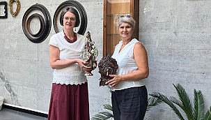 GELENEKSEL ÇANAKKALE SERAMİKLERİ İTALYA'DAKİ FAENZA MÜZESİNDE