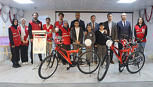 İLKOKUL ÖĞRENCİLERİNE TÜRK KIZILAY'ININ FAALİYETLERİ ANLATILDI