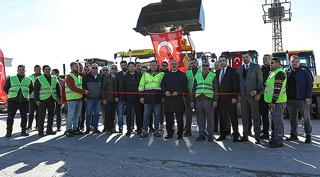 İŞ MAKİNELERİ TESLİM TÖRENİ YAPILDI