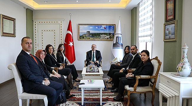 ÖĞRETMENLERİMİZDEN VALİ TORAMAN'A ZİYARET