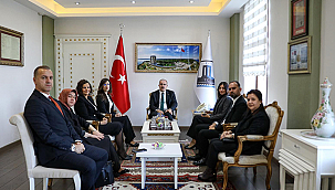 ÖĞRETMENLERİMİZDEN VALİ TORAMAN'A ZİYARET