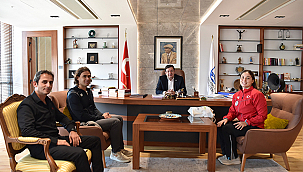 OKYANUS KIZI'NDAN BAŞKAN ERKEK'E ZİYARET