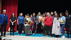 'PERİLİ EV' OYUNU ÇAN'DA İZLEYİCİ İLE BULUŞTU