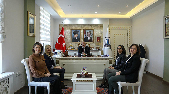 VALİ TORAMAN'A ZİYARETLER