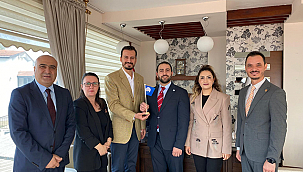 ÇOMÜ YÖNETİMİ İLE MAVİ BAYRAK İÇİN GÖRÜŞME GERÇEKLEŞTİRİLDİ