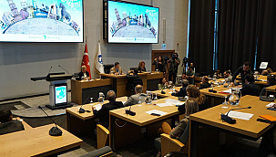 GÖZLER MECLİS TOPLANTISINDA