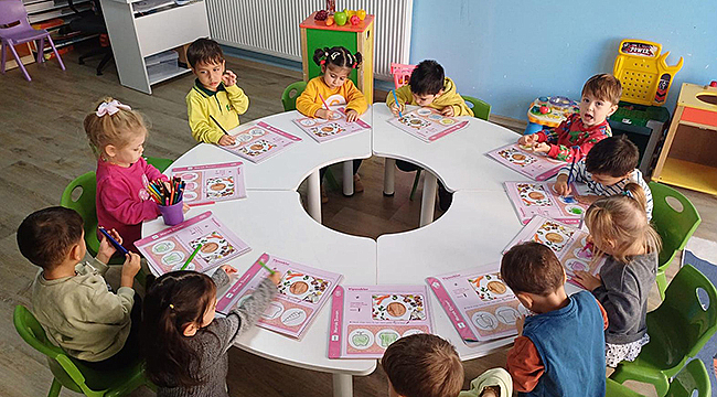 HÜR ÇOCUK ANAOKULU ETKİNLİĞE DOYMUYOR