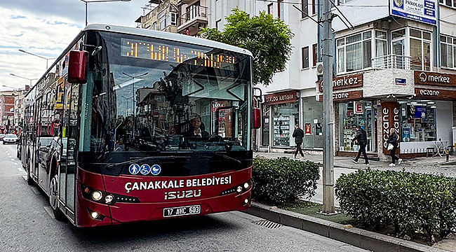 KADINLAR İÇİN TOPLU TAŞIMADA 'SINIRSIZ DURAK' UYGULAMASI BAŞLIYOR