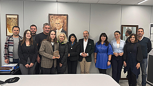 KAL-E DİJİTAL MASKOT TASARIMI ÖDÜLÜNÜ BOSTANLIER ALDI