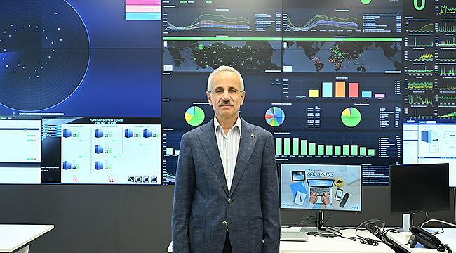 TÜRKİYE'DE 303 MİLYON AKTİF SOSYAL MEDYA HESABI VAR