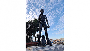 BALIKÇI KADIN HEYKELİ ONARILDI