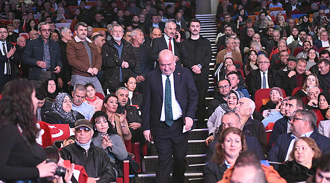 "BİZİM DAVAMIZ DOĞRULUK, DÜRÜSTLÜK, MİLLETE HİZMET DAVASIDIR"