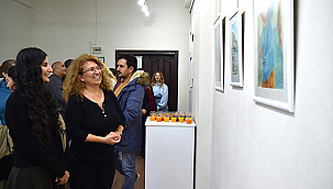 YAZAR VE SANATÇI EVİ DÖNEM SONU KARMA RESİM SERGİSİ ZİYARETE AÇILDI