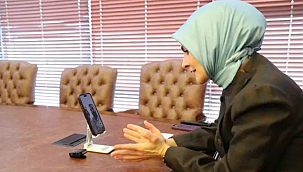 BAKAN GÖKTAŞ'TAN DEPREMZEDE ÇİFTE TEBRİK TELEFONU