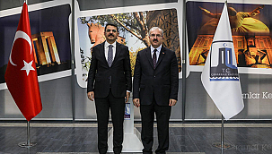 BAŞSAVCI ŞAHİN'DEN VALİ TORAMAN'A VEDA ZİYARETİ