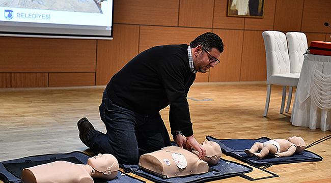 ÇANAKKALE BELEDİYESİ PERSONELİ VE ÇASAR'A İLK YARDIM EĞİTİMİ VERİLDİ
