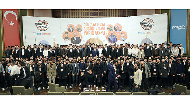 TURAN: SORUNLARI GÖRMEZSEK ORTA SİYASET TUZAĞINA DÜŞERİZ
