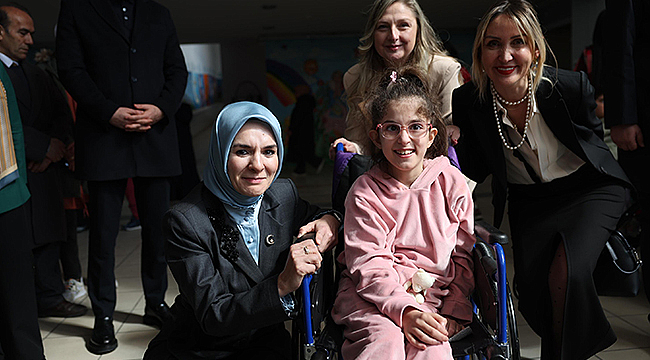 BAKAN GÖKTAŞ, BAŞKENTTE ÖZEL EĞİTİM GÖREN ÇOCUKLARLA BİR ARAYA GELDİ