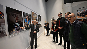 "DÜN & BUGÜN: SAVAŞTAN DOĞAN DOSTLUK" FOTOĞRAF SERGİSİ AÇILDI